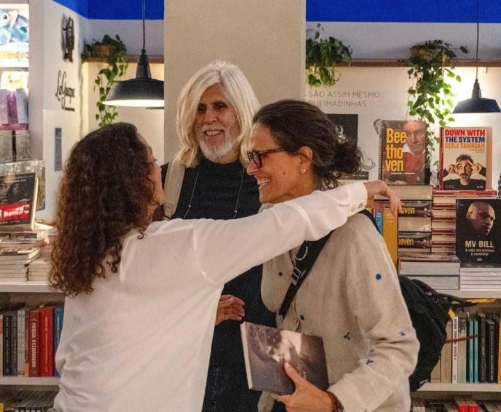 Livro de Madalena Salles traz relatos inéditos da família Montenegro e apresenta um novo olhar sobre o artista.