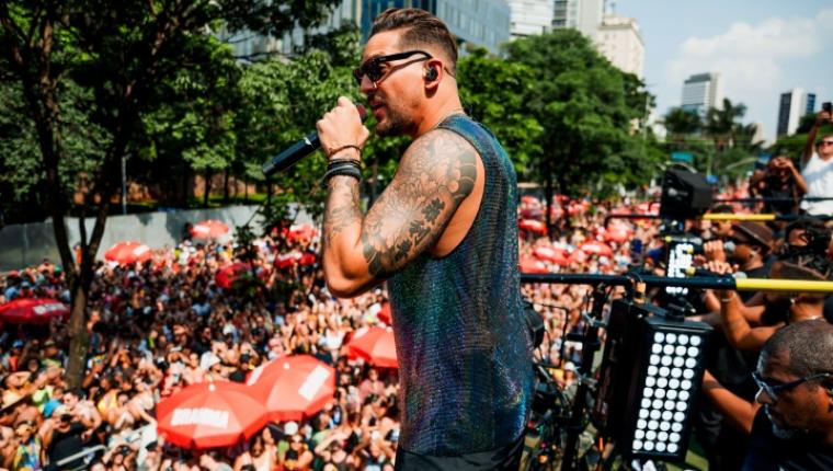 Banda Eva comanda Bloco Beleza Rara no pré-carnaval de São Paulo, em parceria com Bloco Boca