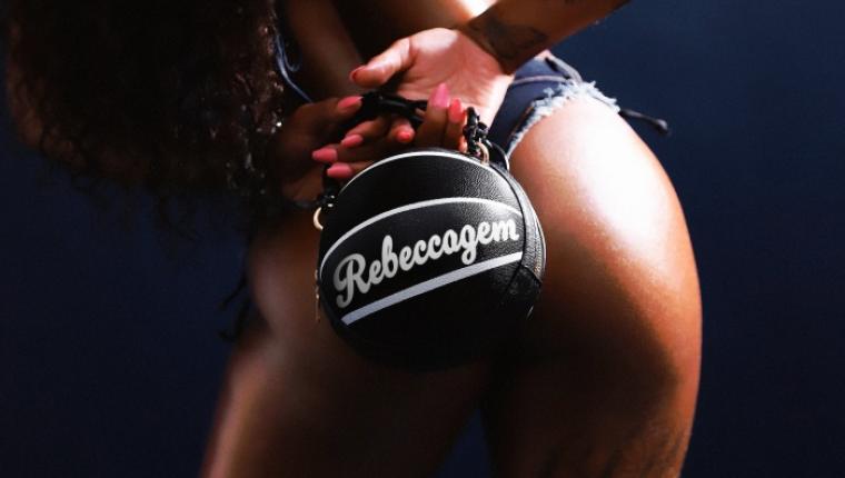 Rebecca lança EP de Carnaval