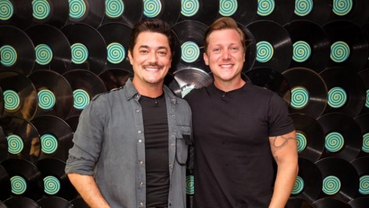 George Henrique & Rodrigo assinam contrato com a Som Livre e iniciam nova fase na carreira