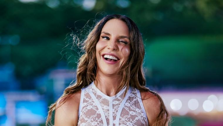 Ivete Sangalo presenteia Salvador com convidados especiais em show histórico da turnê "Ivete Clareou"