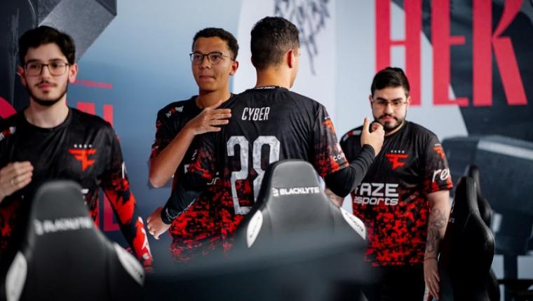FaZe Clan avança para final da Chave Superior do Six Invitational; FURIA e Fluxo W7M duelam para continuar no torneio
