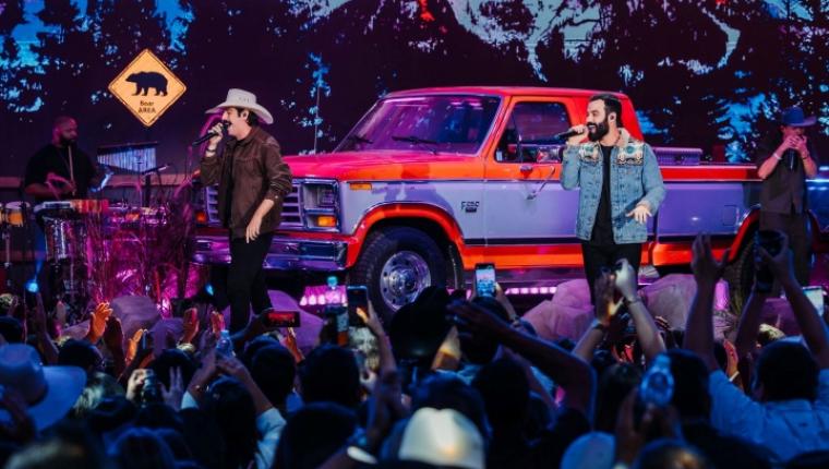 Após conquistar quase 170 milhões de streams no projeto, Fiduma & Jeca apresentam álbum completo de "O Country Vive"