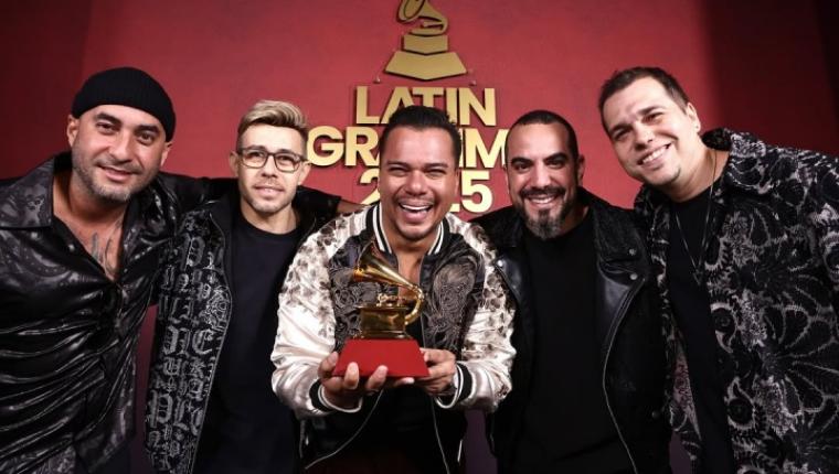 Sorriso Maroto vence o Grammy Latino na categoria "Melhor Álbum de Samba/Pagode"
