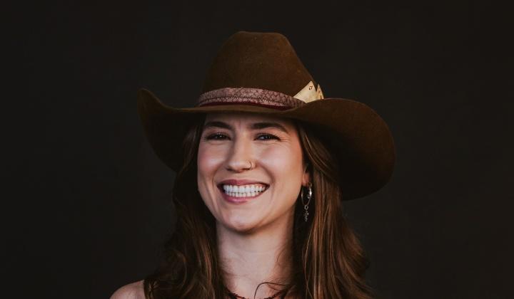 Bruna Viola ousa sem perder a raiz e amplia o debate sobre a música caipira