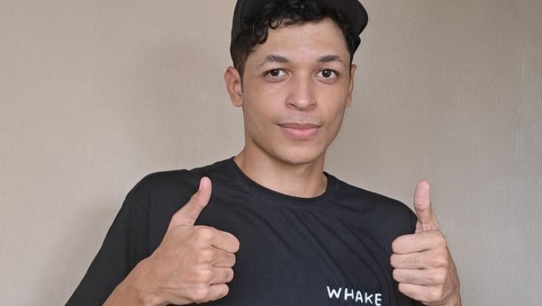 O artista Ciano Whake tem trabalho consolidado no streaming e tem selo próprio