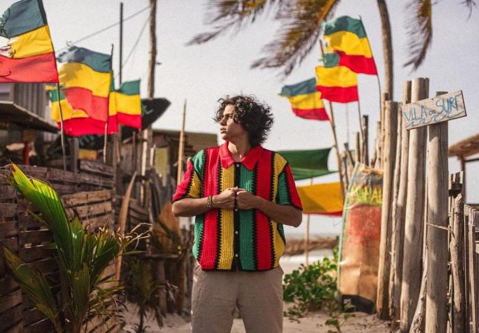João Beydoun lança seu álbum de estreia “Deu Reggae” e celebra a força do legado familiar