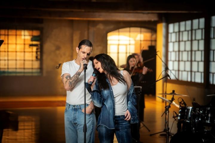 Laura Pausini lança versão em espanhol de "16 de marzo" com Achille Lauro