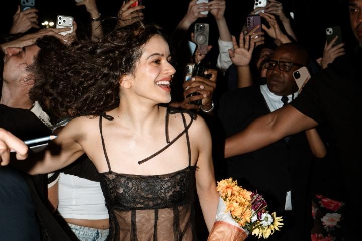 Chegou o dia: Rosalía se apresenta hoje no Rio com a "LUX TOUR 2026"